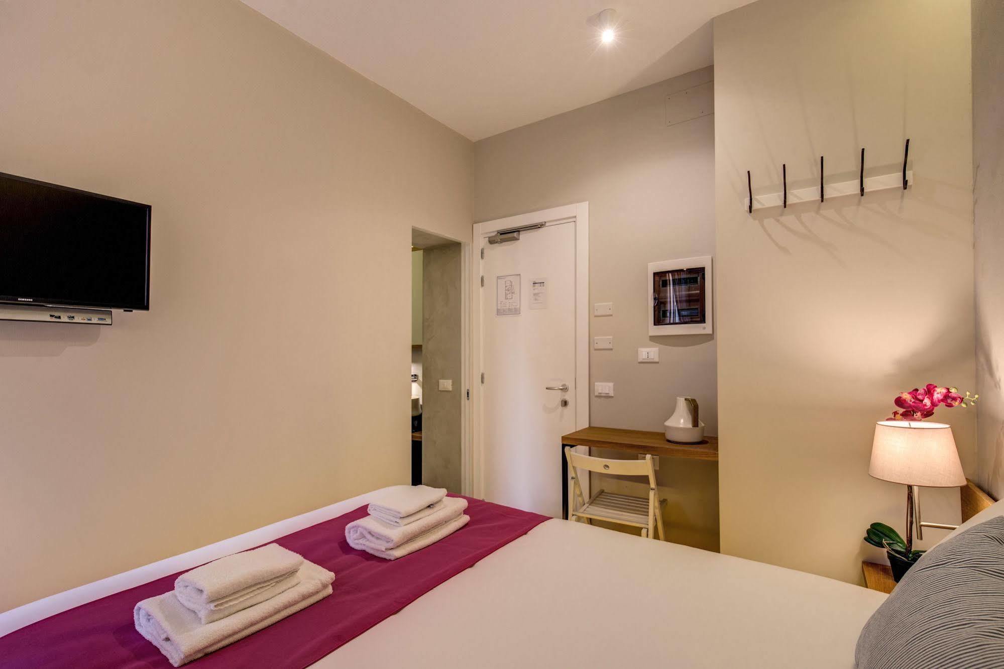 The Spanish Suite Campo De' Fiori Roma Exterior foto